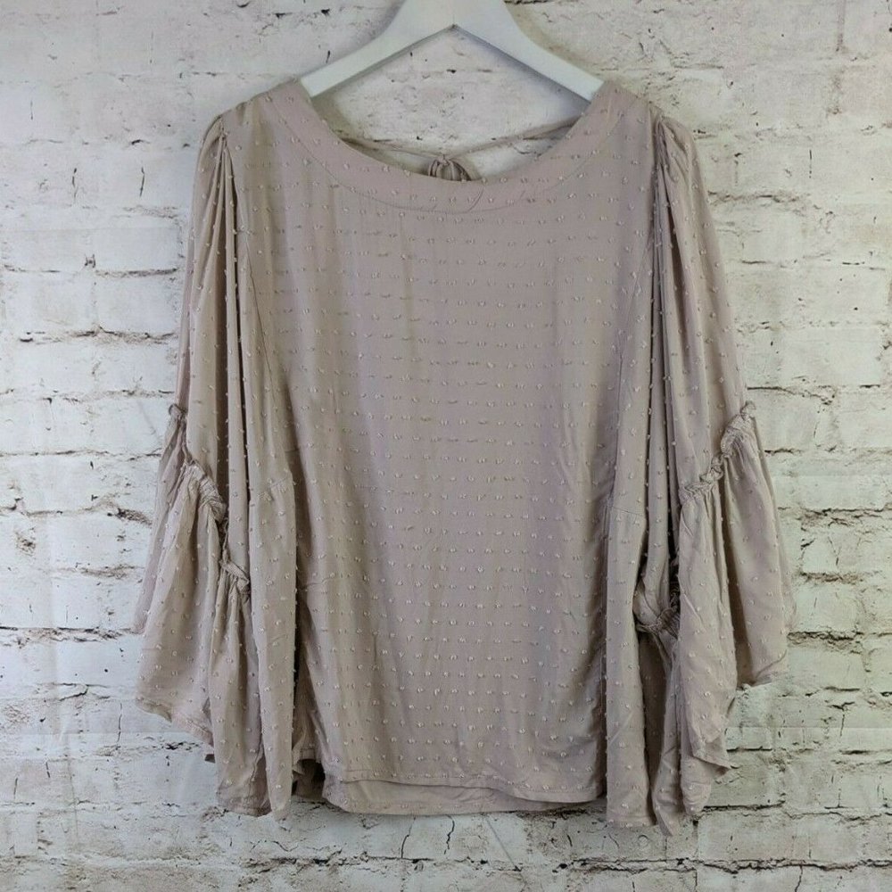NEW Maurices Scoop Neck Bell Sleeve Swiss Dot Top